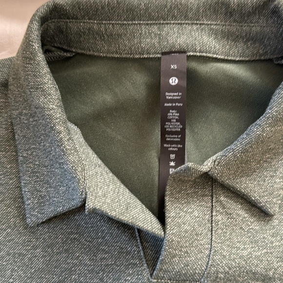 Lululemon Relaxed Fit Polo NEW - Picture 2 of 9
